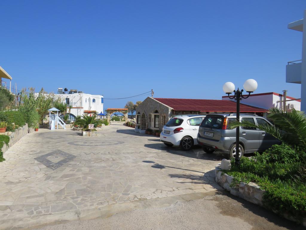 Blue Beach Villas Apartments Stavros  Exterior photo